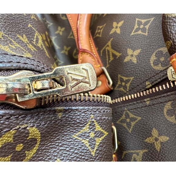 PREOWNED Authentic Louis Vuitton Keepall Bandoulière 50 (with Strap and Dustbag) - Picture 8 of 16